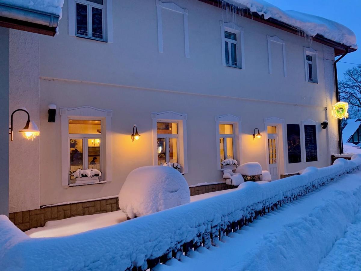 Hotel Leopold Račín Exteriör bild